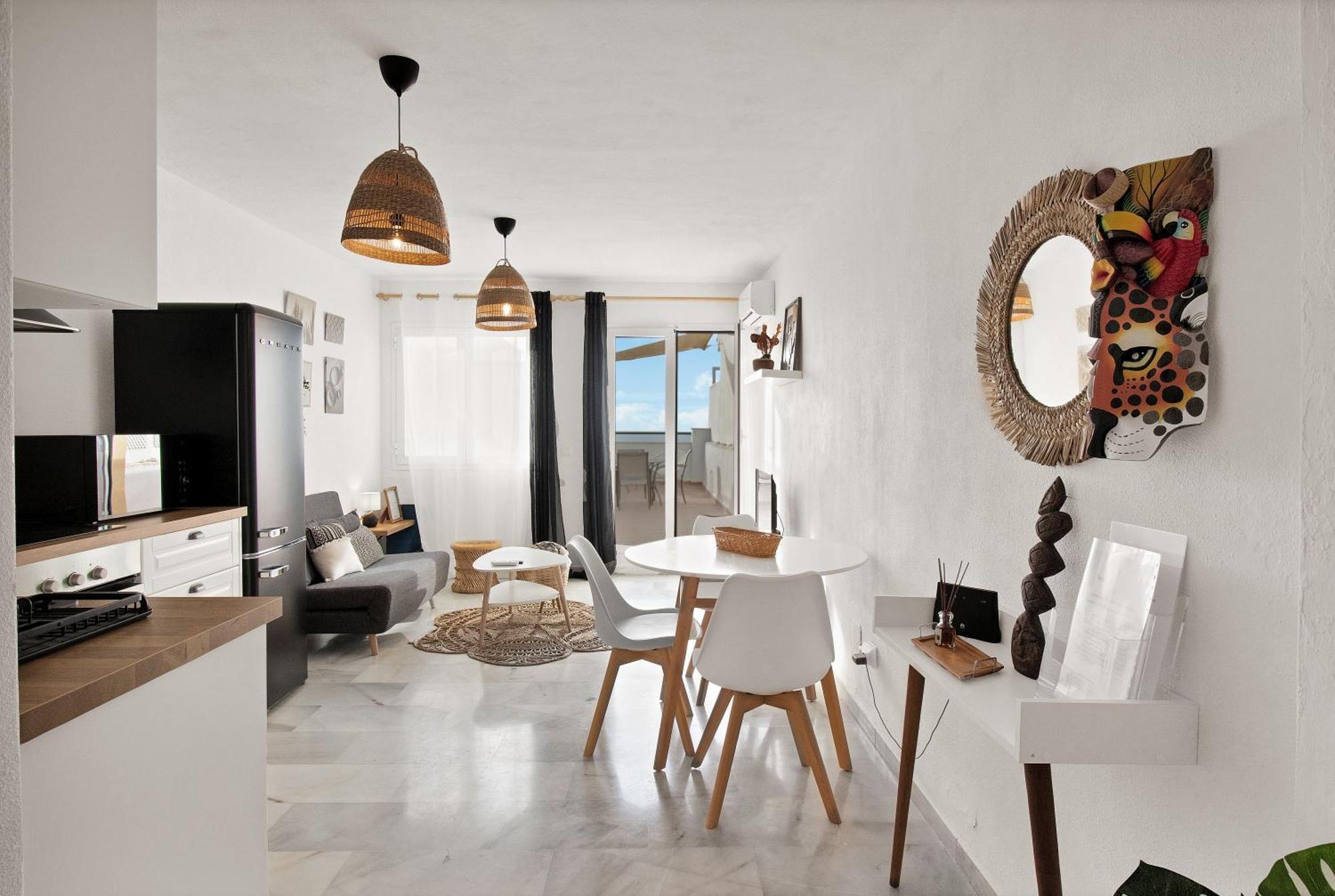 Duplex Estilo Boho Con Increible Terraza Y Vistas Al Mar En Estepona - Las Abejeras 609 Daire Dış mekan fotoğraf