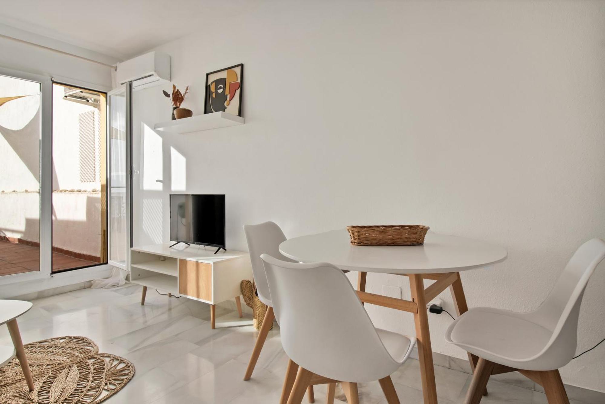 Duplex Estilo Boho Con Increible Terraza Y Vistas Al Mar En Estepona - Las Abejeras 609 Daire Dış mekan fotoğraf